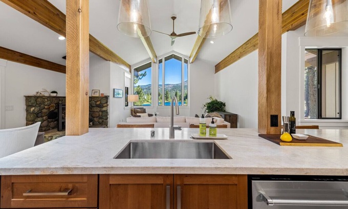 Graeagle Apartment | 135 Graeagle Meadows