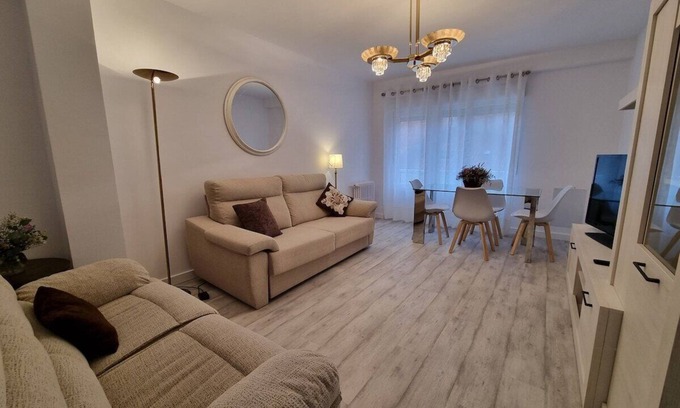Gijon Apartment | 143A - Moderno, céntrico, 3 habitaciones