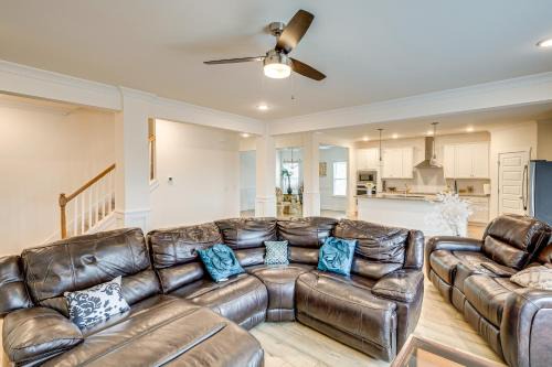 New Market House | 15 Mi to Dtwn Huntsville Newly Built Home!