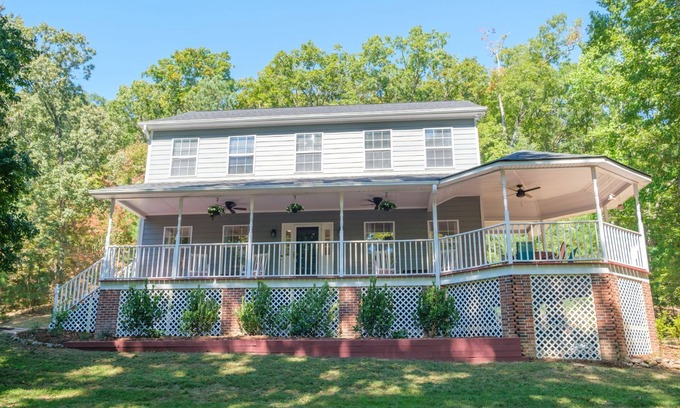 Bynum House | 15 Min from UNC - 3bdr 2.5ba