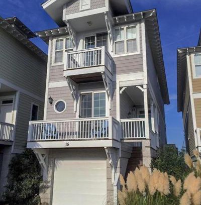 Bonito Boathouses House | 15 Quarterdeck Lane