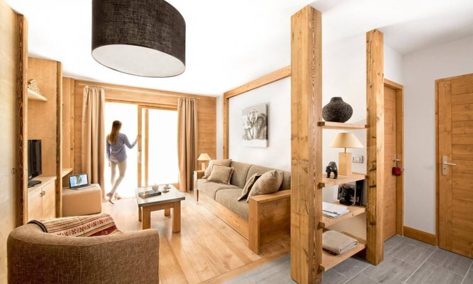 Les Brevieres Apartment | 150m from resort center, fitness, swimming pool, sauna, hammam, balcony, tv, 80m², Tignes