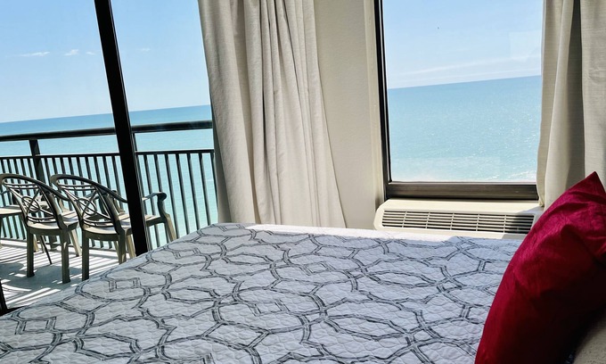 Myrtle Beach Condo | 1510 Pearl on the Beach. Pet Friendly