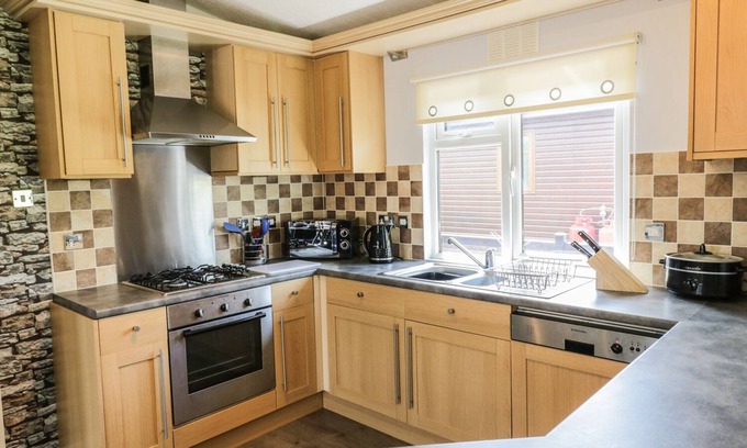 Tunstall Cottage | 16 Badgers Retreat