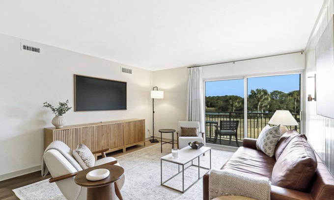 South Beach Villa | 1731 Bluff Villas: 1 Bedroom, 1 Bath, Sleeps 4