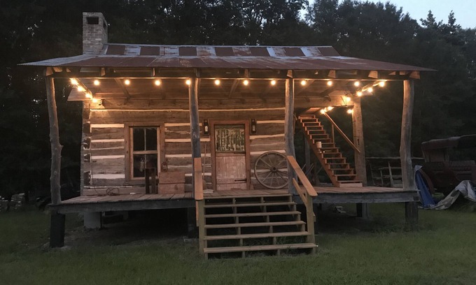 Kokomo House | 1830’s Log Cabin