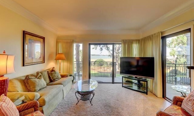Hilton Head Island Villa | 1885 Beachside Tennis at The Sea Pines Resort