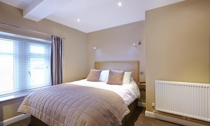 Stainland Hotel | 1885 the Venue - Pub, Restaurant, Rooms & Function House