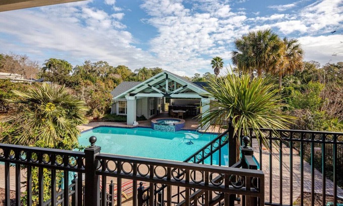 Historic District House | 1920s Luxury Estate | Spa + Gym | Game Room | Pool