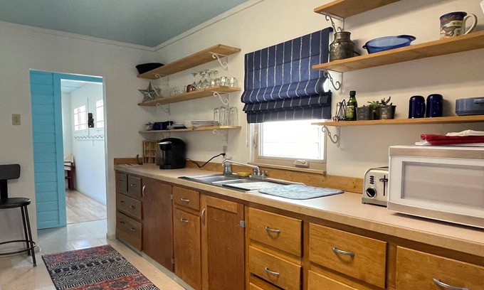 Challis Cottage | 1930's Uptown House