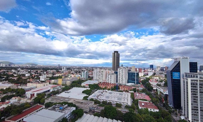 Anahuac Apartment | 1BR apt high speed WiFi , minimalist chic decor, with all the amenities