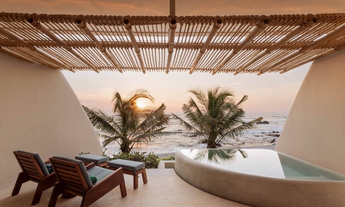 Saladita Villa | 1BR cozy suite in Surfing Paradise Saladita (LP PAPAYA 201)