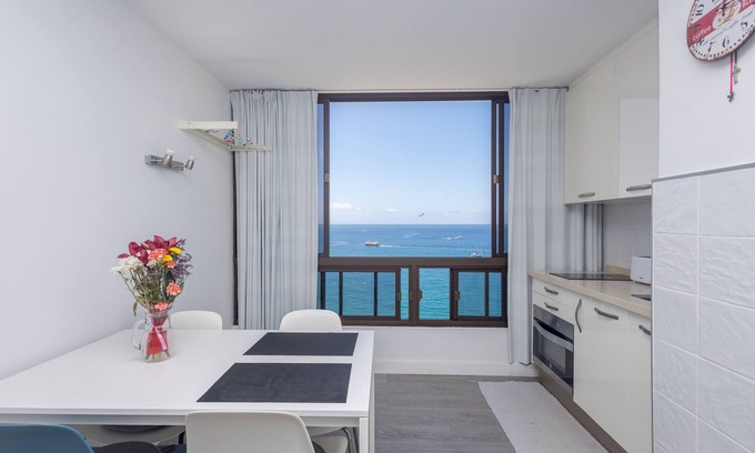 Patalavaca Apartment | 1St Line Don Paco Seaviews