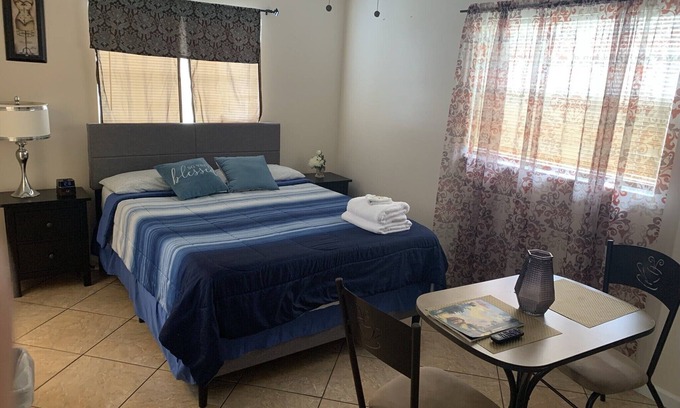 Union Park House | 1x1 Guest Suite 10 minutes from UCF