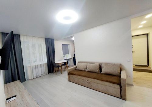 Babushkins'kyi district Apartment | 2 комнатная квартира, Запорожское щоссе 5, Дафи, Пр Гагарина