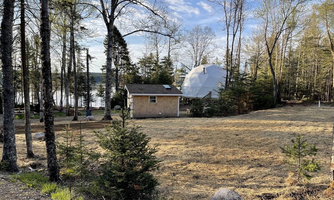 Steuben Cabin | 2-Acre DOME + Tiny House Cabin on OCEAN w/HT & AC
