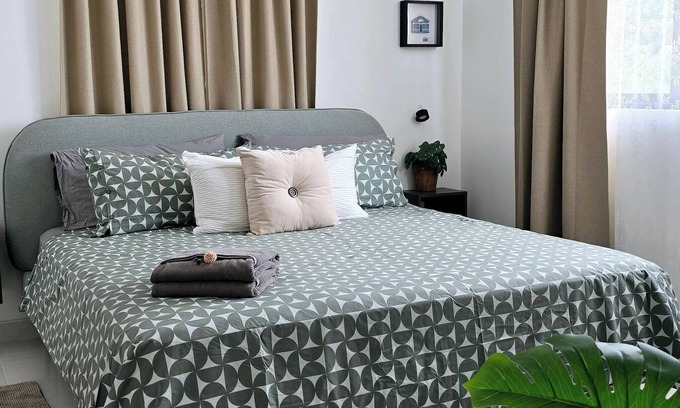 Santiago Province Apartment | 2 Bedrooms, 2 Bathrooms, AC, WiFi, Pool, GYM, No Blackouts, Santiago