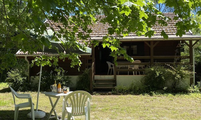 Chaume-et-Courchamp Ski Chalet | 2-bedroom house near Dijon and Beaune with 360° views of nature.