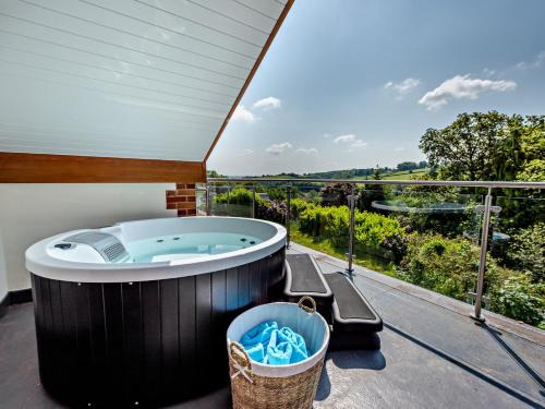 High Bickington House | 2 Bed in Barnstaple 89950