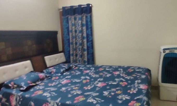 Hyderabad Apartment | 2-bedroom apartment in welcoming Hyderabad with WiFi, AC, fitness room