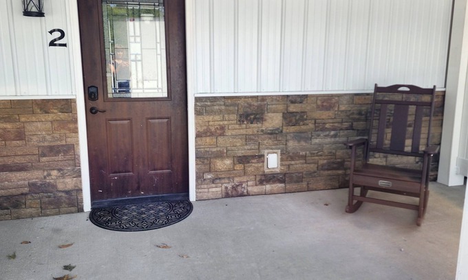 Carterville Apartment | 2-bedroom apartment just 15 minutes drive to Southern Illinois University