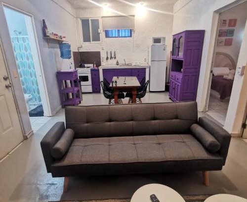 Almacen Apartment | 2 bedroom apartment with a/c Wi-Fi best location!