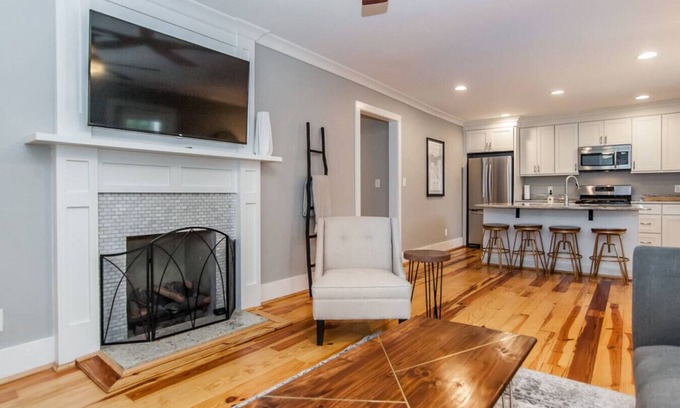 Five Points East House | 2 Bedroom Bungalow in Five Points Near Downtown