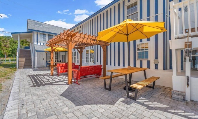 Crescent Beach Apartment | 2 bedroom Condo Steps from Beach Pet Friendly