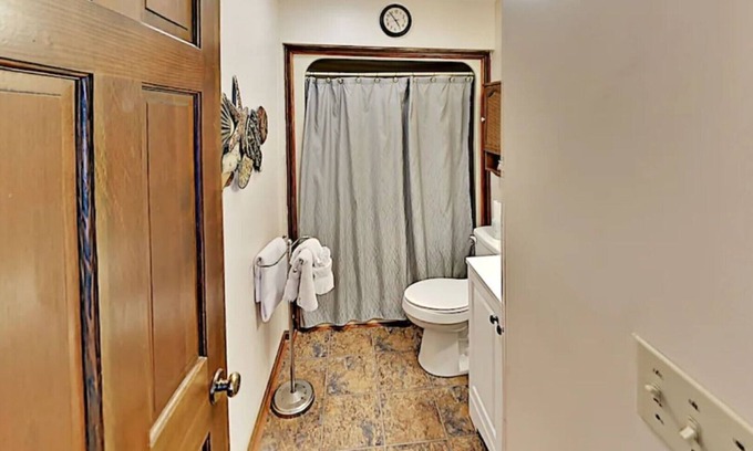 Myrtle Beach Cabin | 2 Bedroom Condo at Myrtle beach