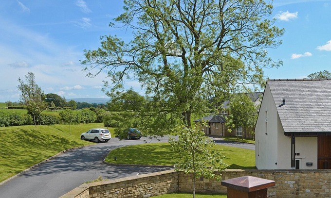 Kirkby Lonsdale Cottage | 2 bedroom accommodation in Near Kirkby Lonsdale