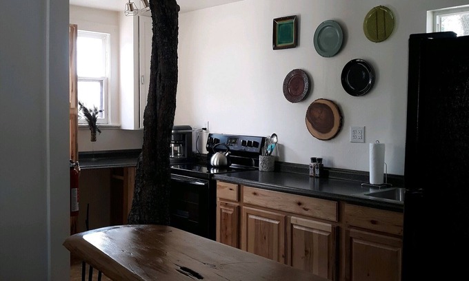 Deming Cottage | 2 bedroom Gorgeous Home-away-from-home