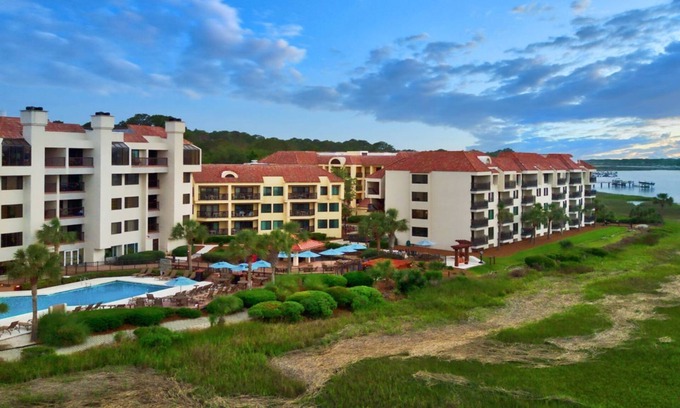 Palmetto Dunes Resort | 2 Bedroom - Marriott's Harbour Point and Sunset Pointe at Shelter Cove - Full Resort Access