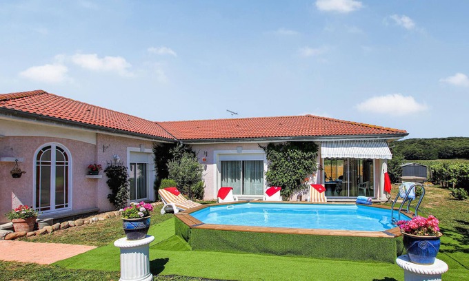 Flacheres House | 2 bedroom stunning home in Flachères