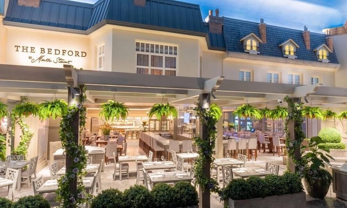 Las Vegas Hotel | 2-Bedroom Suite at a 4⭐️ Hotel