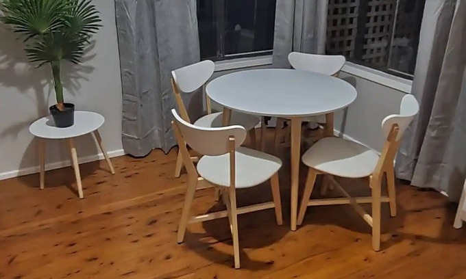 Oak Flats Apartment | 2 Bedroom unit with covered entertainment area