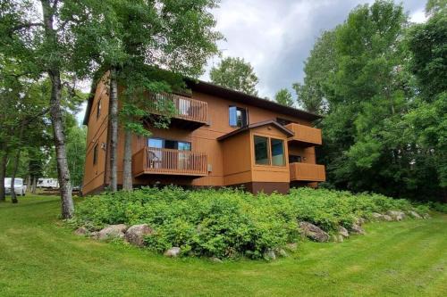 Ray Villa | 2 Bedroom Walleye Villa In Voyageurs National Park