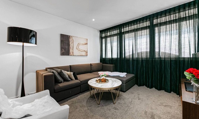 Chatswood CBD Apartment | 2 beds lovely apt in the heart of chatswood