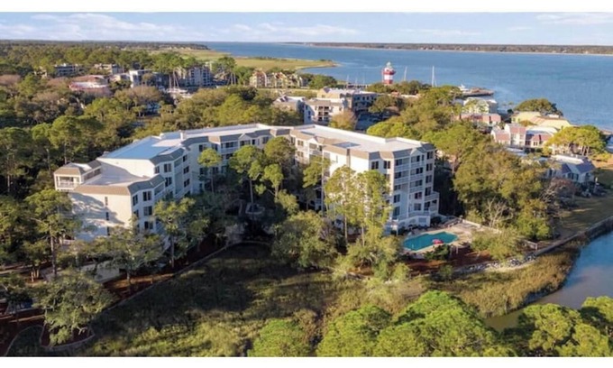 Harbour Town Resort | 2 Br Marriott Harbour Club