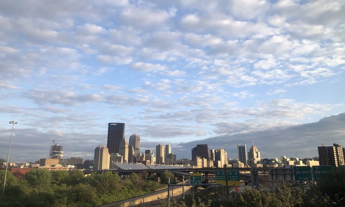 East Allegheny Apartment | 2 Br Modern Urban Loft 1.1 Mi To Downtown , Scenic City Views