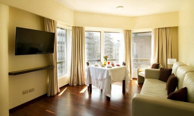 El Centro Hotel | 2 BR Suite within Walking Distance to Palacio San Martin