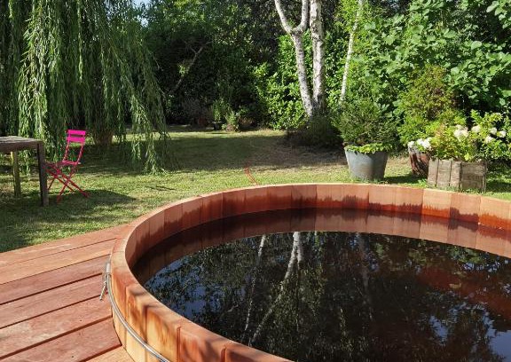 Noisy-le-Roi House | 2 chambres avec jardin et jacuzzi dans une maison familiale