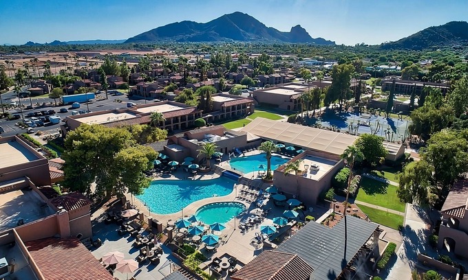 South Scottsdale Resort | 2 Comfortable Units, Perfect for Large Groups! Free Parking and Shuttle Service!