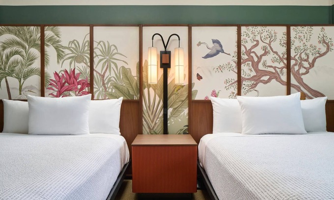 Ala Moana Hotel | 2 Convenient Rooms, Scenic Gardens, Outdoor Pool Relaxation, Near Ala Moana
