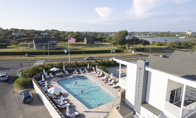 Montauk Hotel | 2 Hero Double, Hero Beach Club, Family Friendly, Steps from Fort Pond