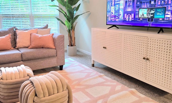 Fort Mill Apartment | 2 King Beds—7 Day Minimum Stay—Free Parking & Wi-Fi