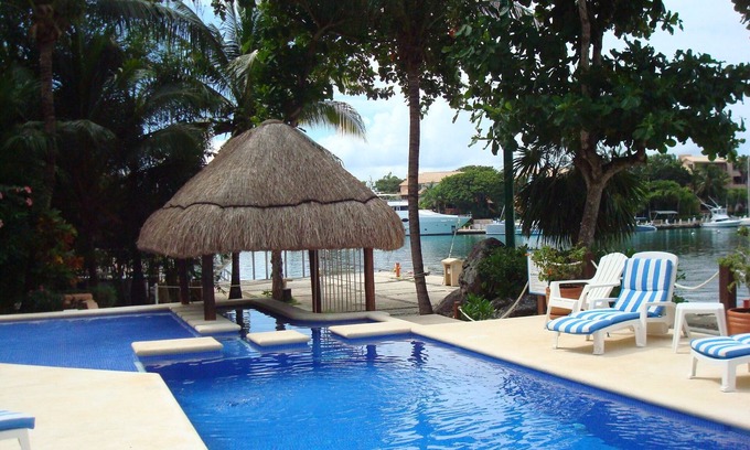 Puerto Aventuras Condo | 2 Master Bedrooms, 2.5 Bath, Ground Floor.