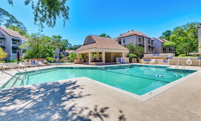 Palmetto Dunes Condo | 2 Mi to Beach: Hilton Head Condo w/Pool!