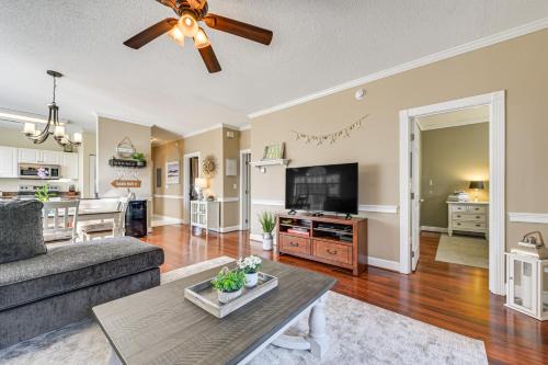 Central Myrtle Beach Apartment | 2 Mi to Broadway at the Beach Condo with Pool!