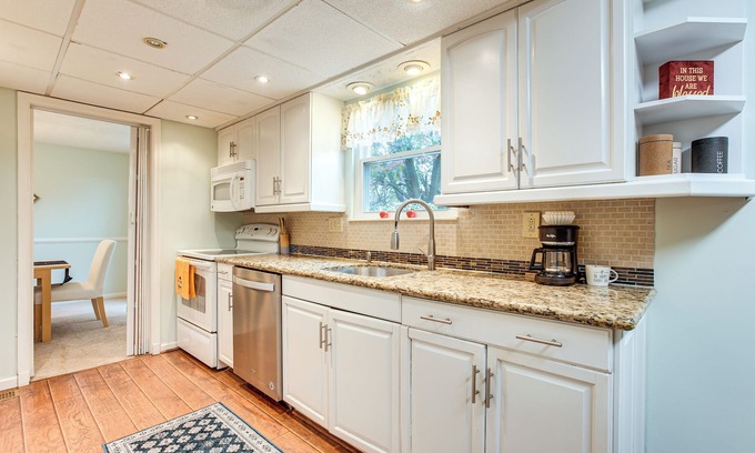 Riverside House | 2 Mi to Dtwn: Private Fire Pit at Dublin Home!