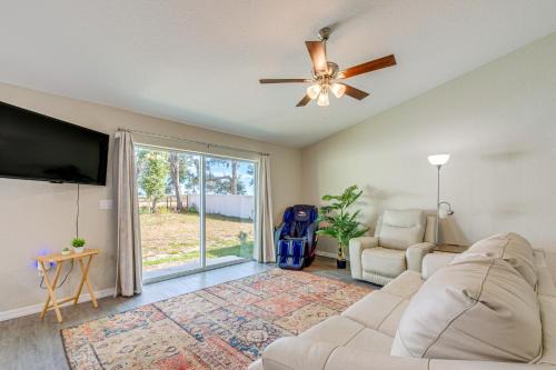 Dunnellon House | 2 Mi to Rainbow Springs Home with Hot Tub!